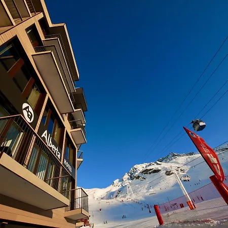 Alberta & Hotel Val Thorens